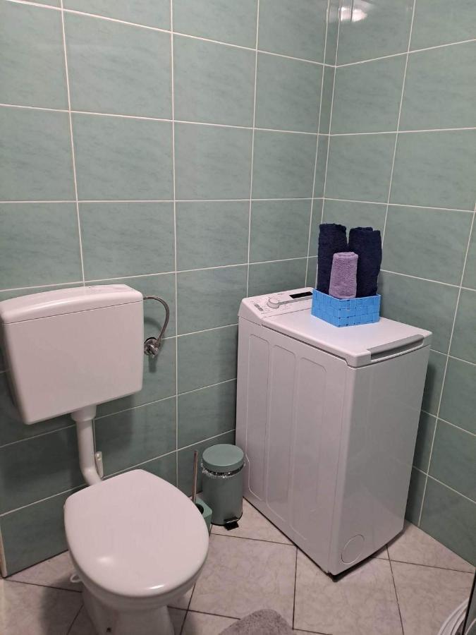 Apartma B & O イドリヤ エクステリア 写真