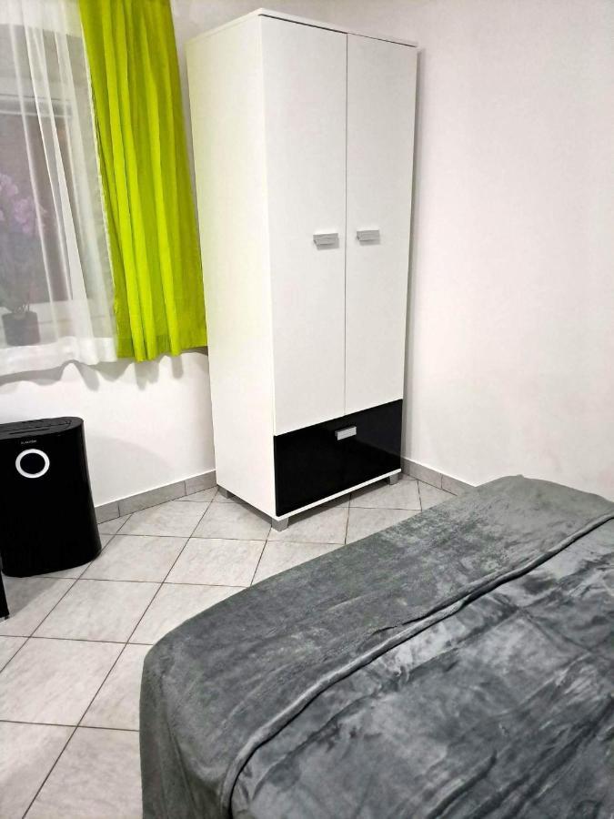 Apartma B & O イドリヤ エクステリア 写真